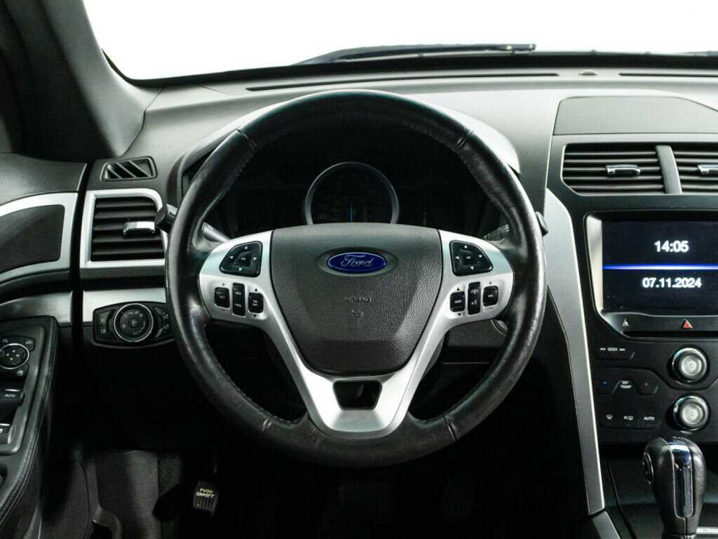 Ford Explorer 2015 года с пробегом. Фото: #18