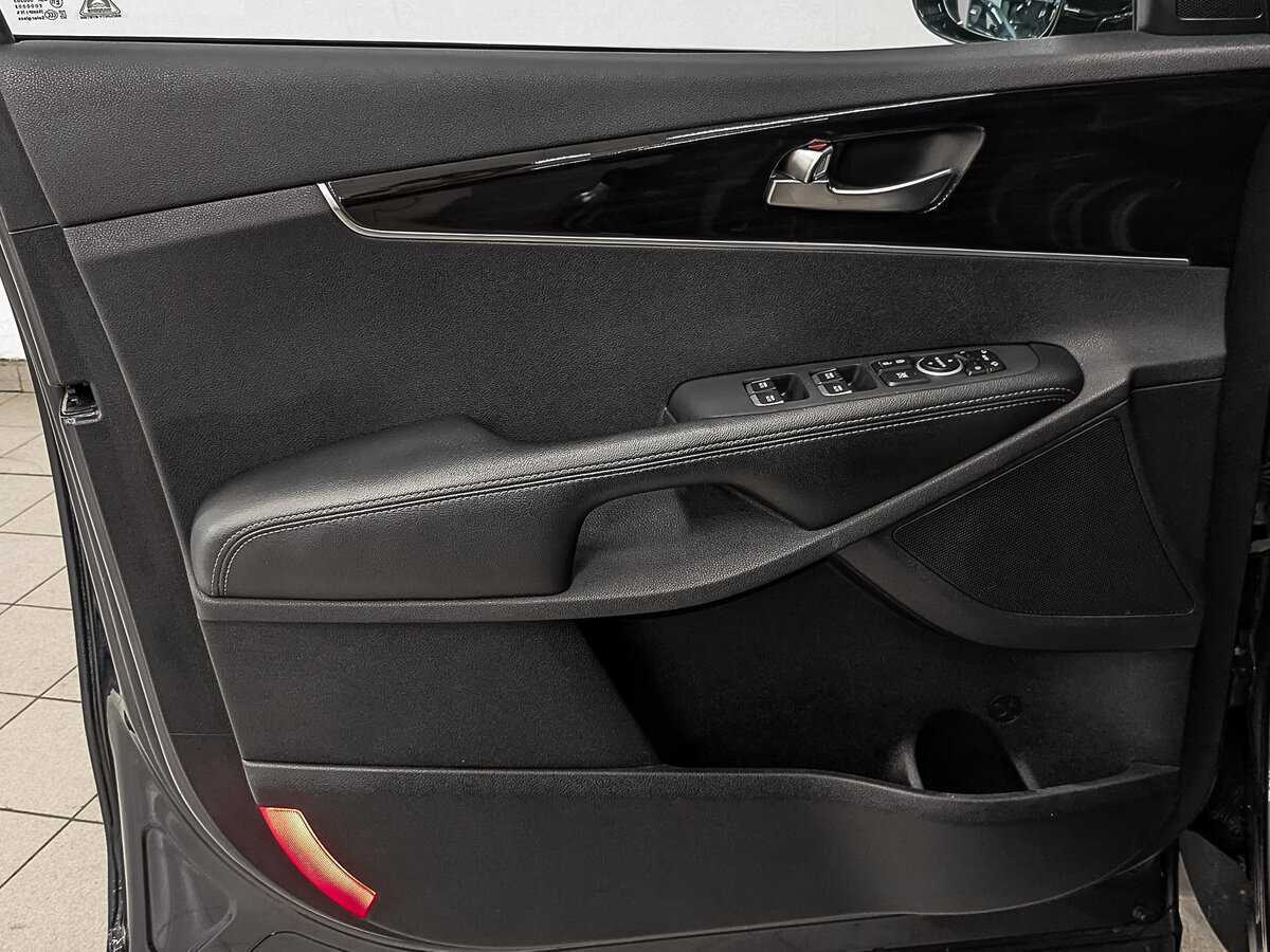 Kia Sorento 2018 года с пробегом. Фото: #18