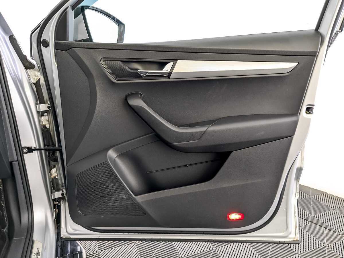 Skoda Karoq 2021 года с пробегом. Фото: #23