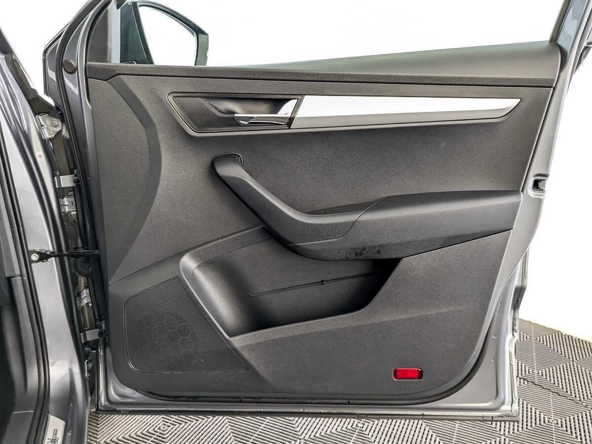 Skoda Karoq 2021 года с пробегом. Фото: #23