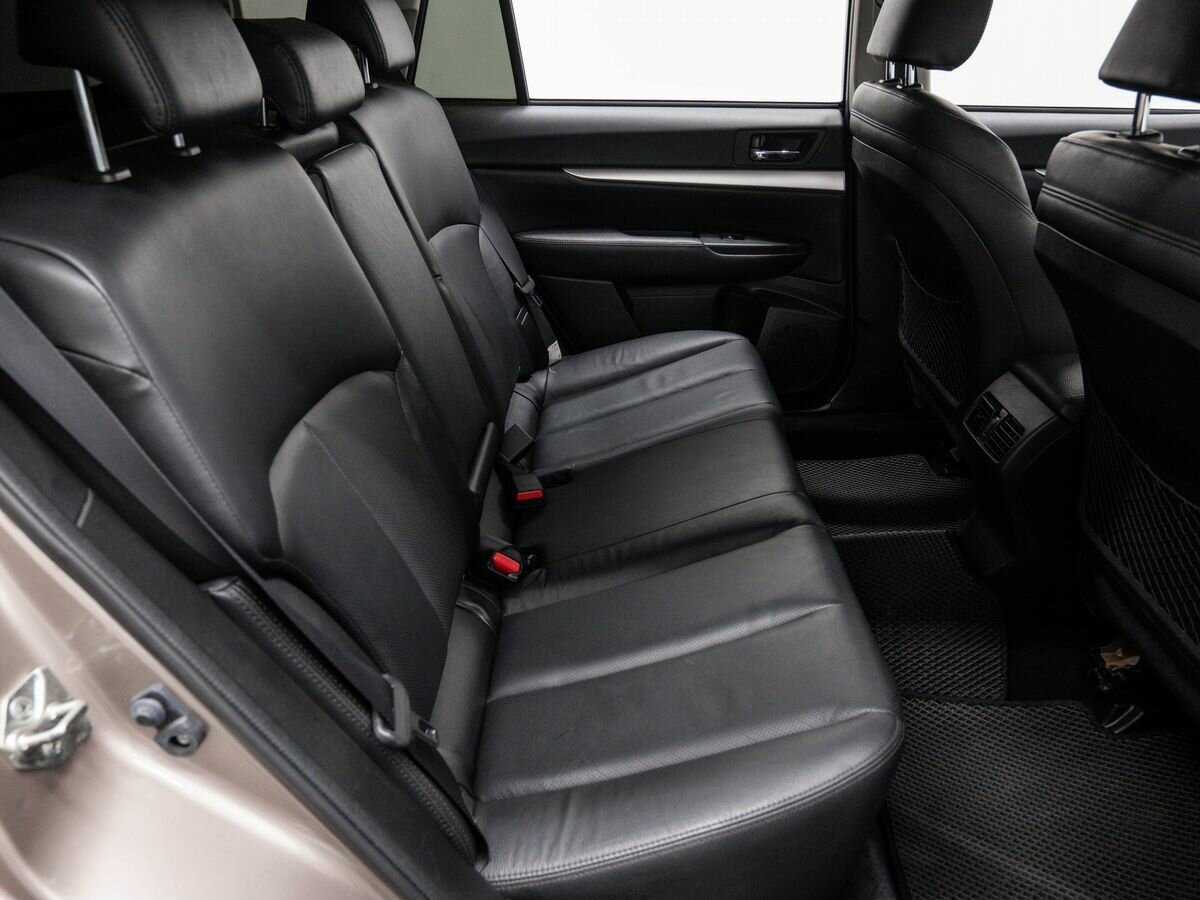 Subaru Outback 2012 года с пробегом. Фото: #9