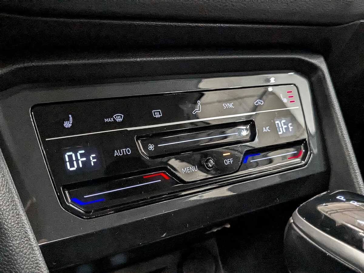 Volkswagen Tiguan 2021 года с пробегом. Фото: #18