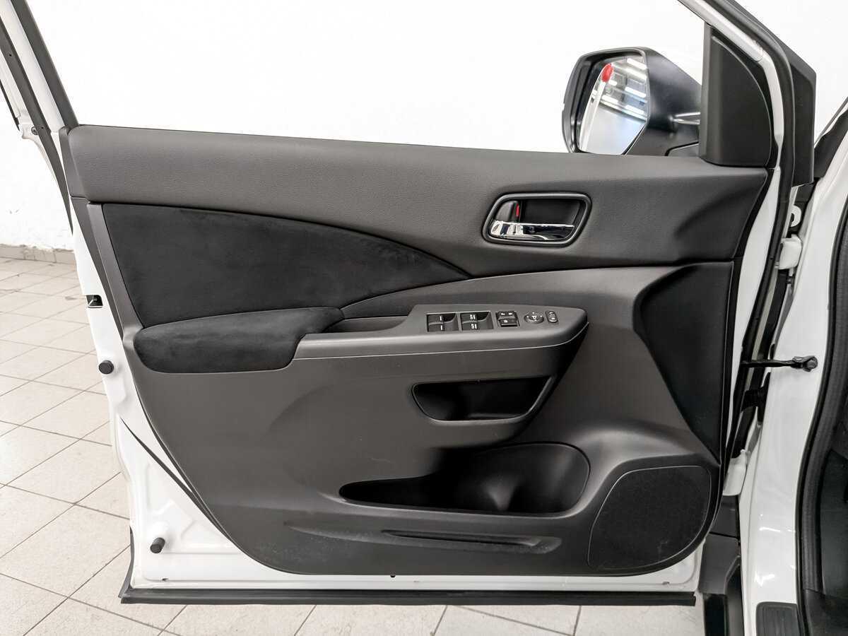 Б/У Хонда ЦР-В 2012 года. Фото: #16