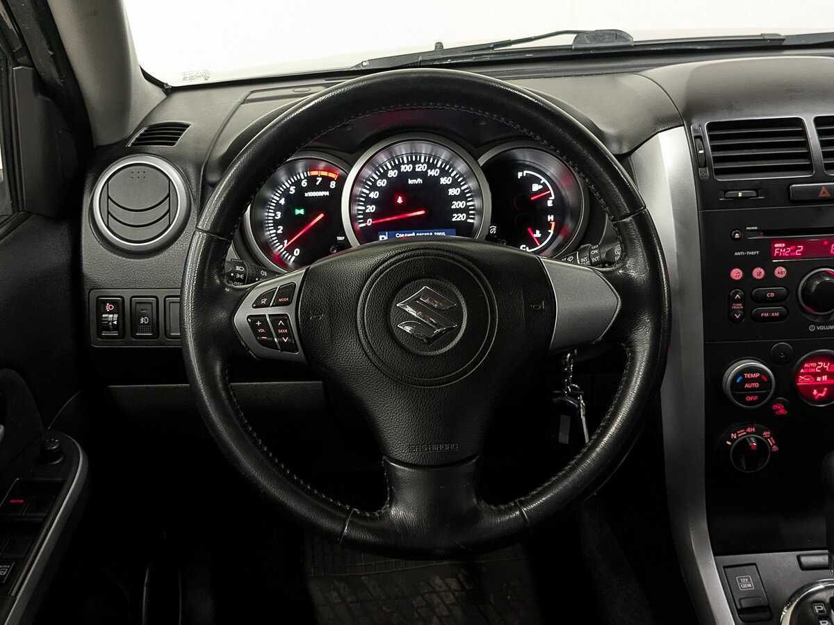 Suzuki Grand Vitara 2013 года с пробегом. Фото: #21