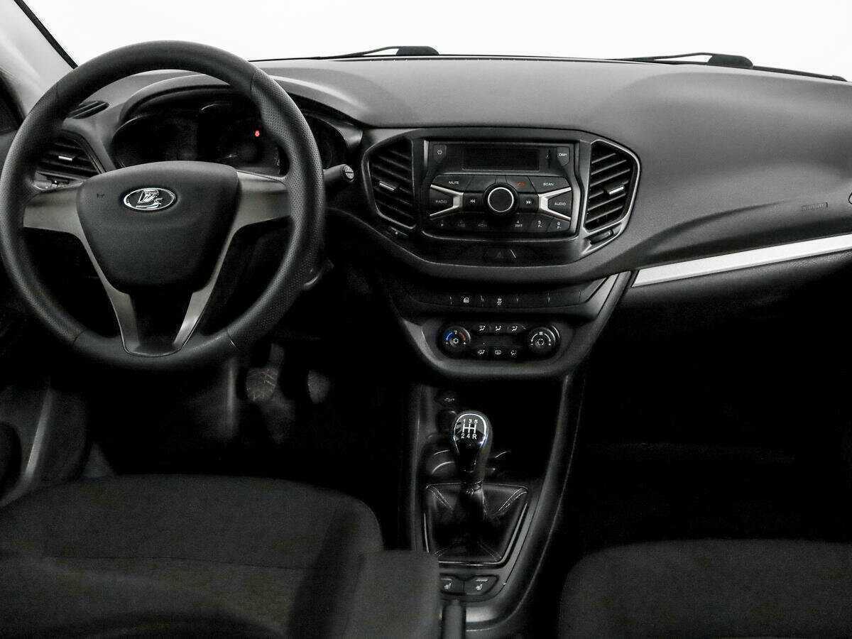 Б/У Лада (ВАЗ) Веста 2016 года. Фото: #11