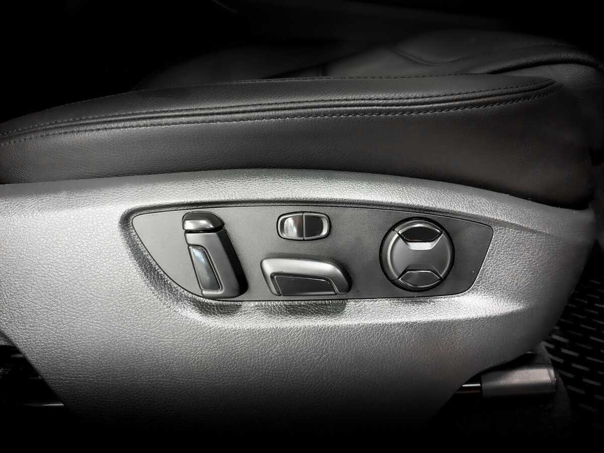 Volkswagen Touareg 2013 года с пробегом. Фото: #21