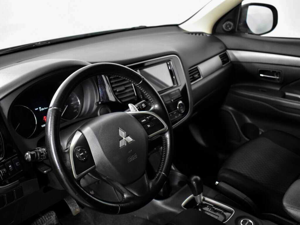 Mitsubishi Outlander 2014 года с пробегом. Фото: #8