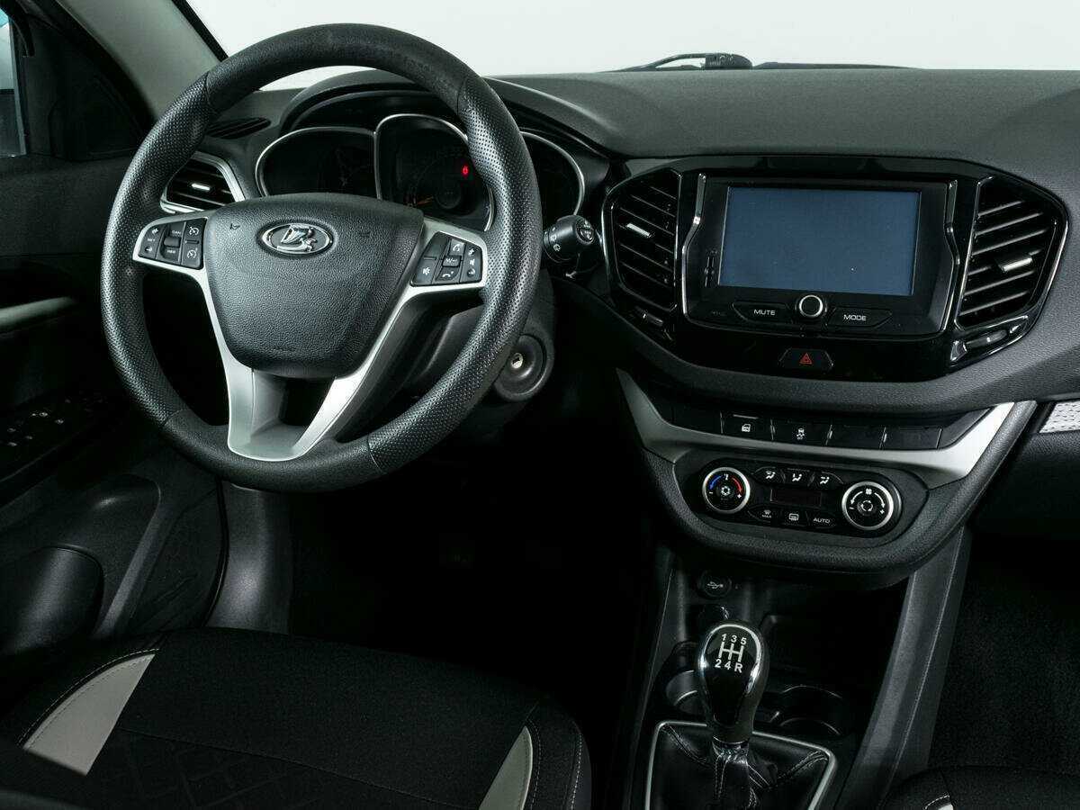 Б/У Лада (ВАЗ) Веста 2018 года. Фото: #9