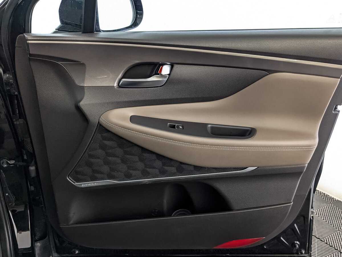 Hyundai Santa Fe 2020 года с пробегом. Фото: #23