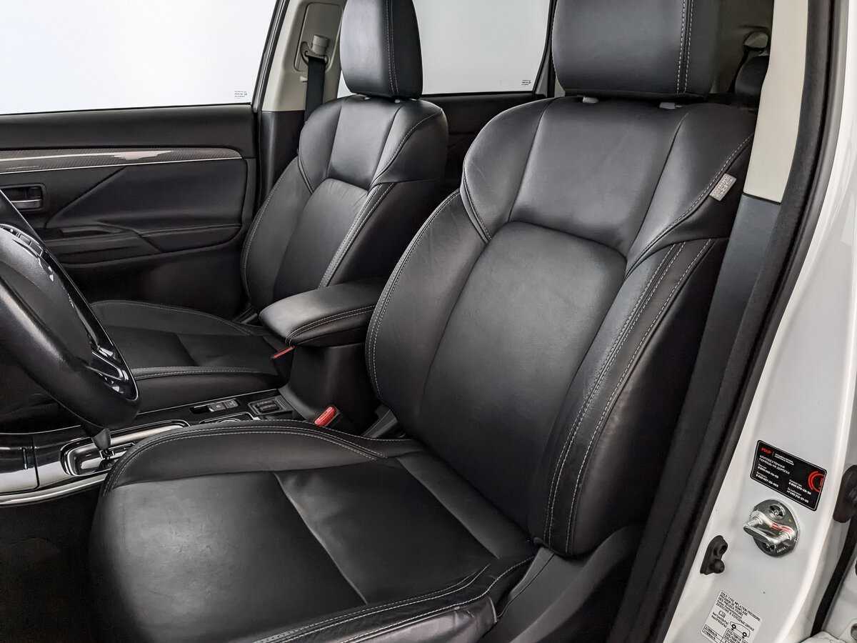 Mitsubishi Outlander 2021 года с пробегом. Фото: #17