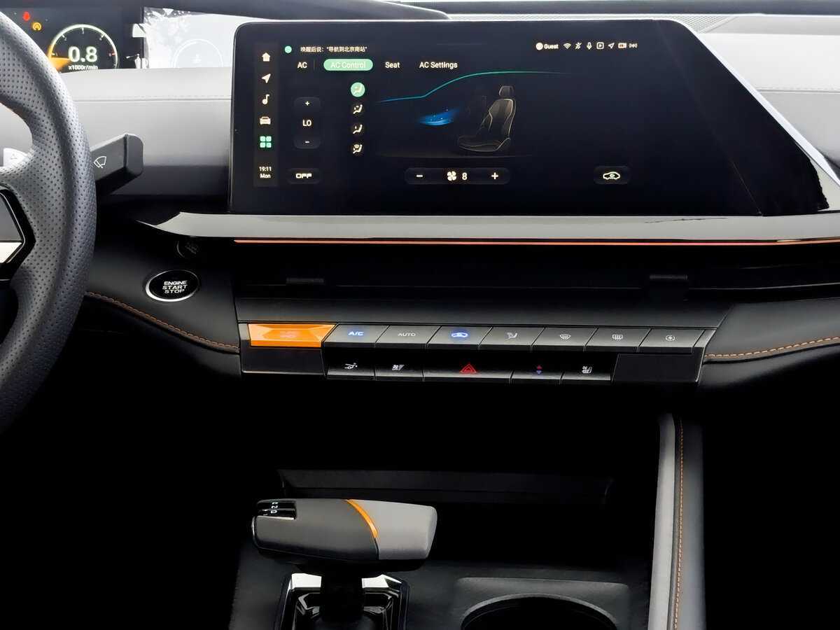 Б/У Чанган УНИ-В 2023 года. Фото: #14