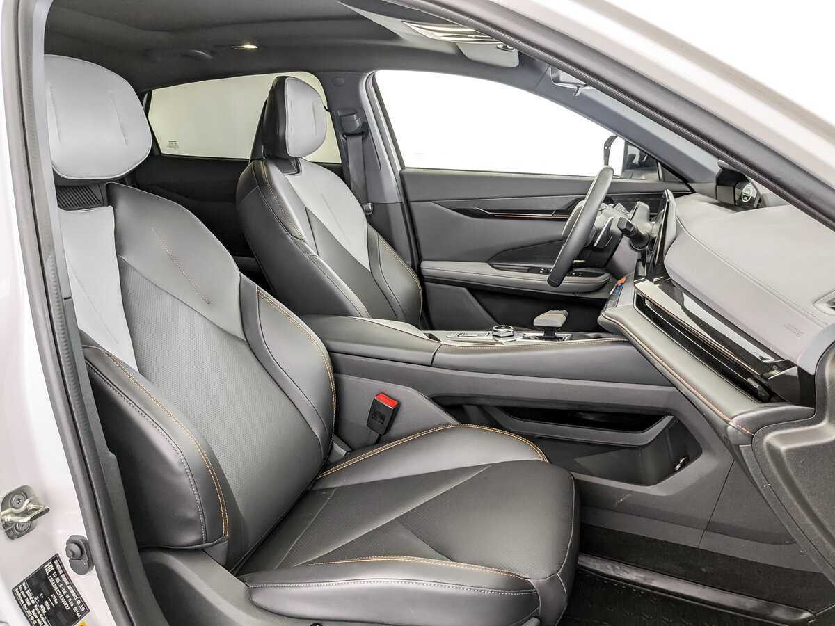 Б/У Чанган УНИ-В 2023 года. Фото: #21