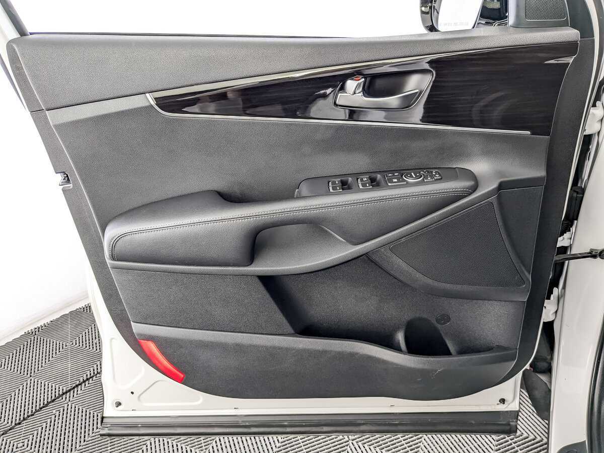 Kia Sorento 2019 года с пробегом. Фото: #18