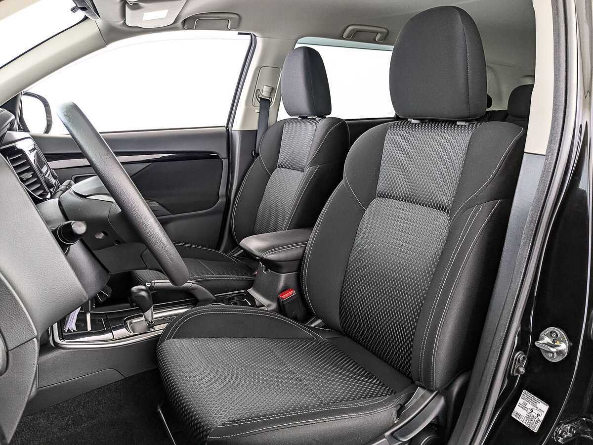 Mitsubishi Outlander 2021 года с пробегом. Фото: #19