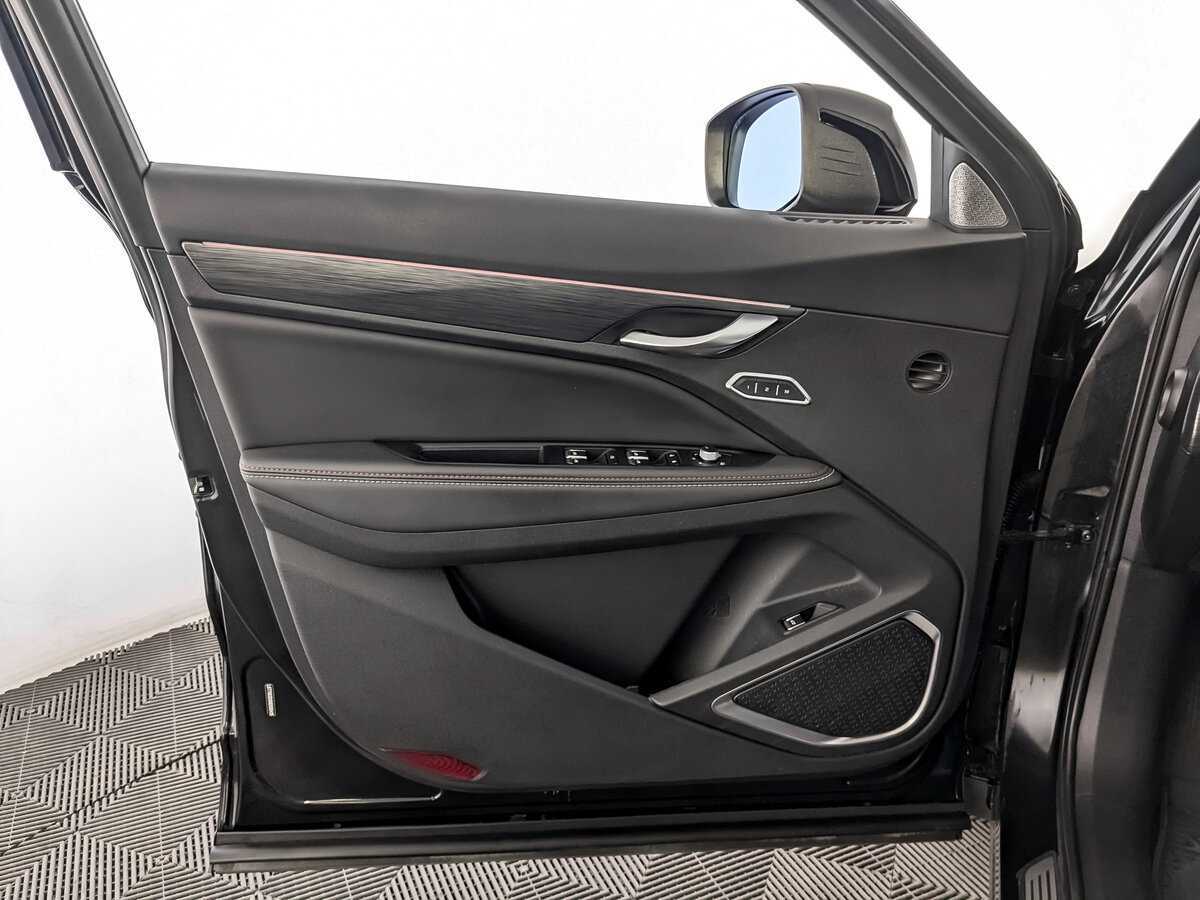 Geely Tugella 2021 года с пробегом. Фото: #16