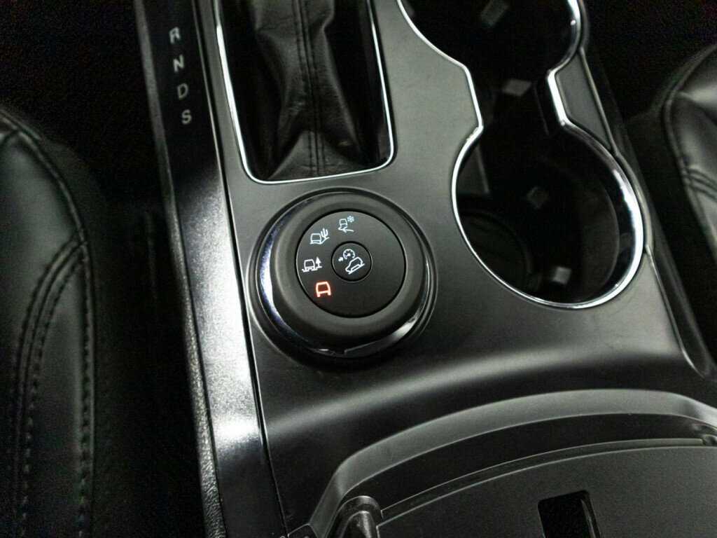 Ford Explorer 2019 года с пробегом. Фото: #14