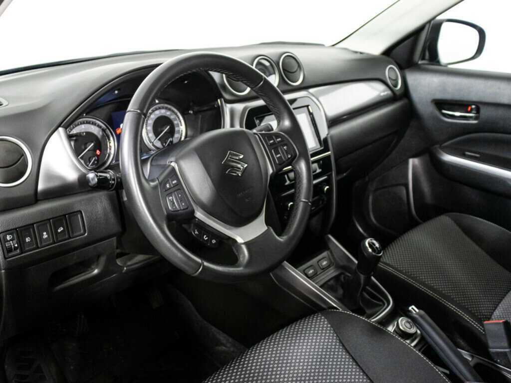Suzuki Vitara 2020 года с пробегом. Фото: #10