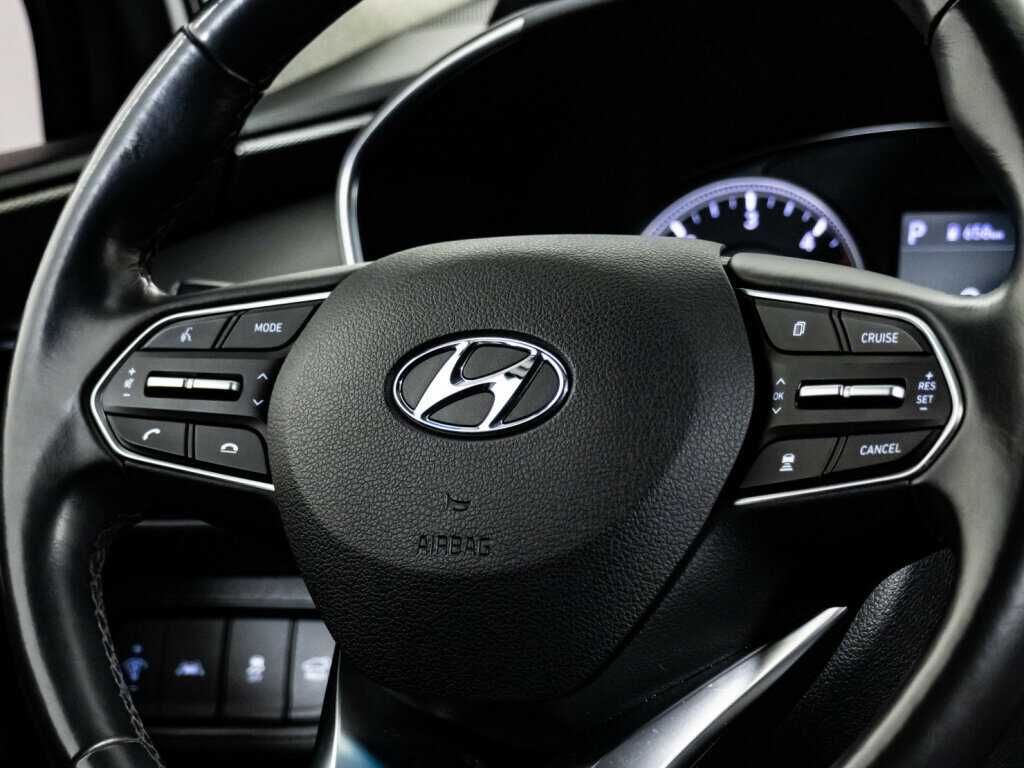 Hyundai Santa Fe 2018 года с пробегом. Фото: #8
