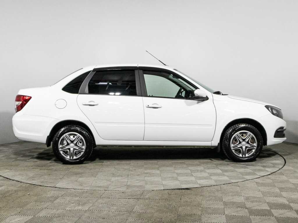 Б/У Лада (ВАЗ) Гранта 2023 года. Фото: #3