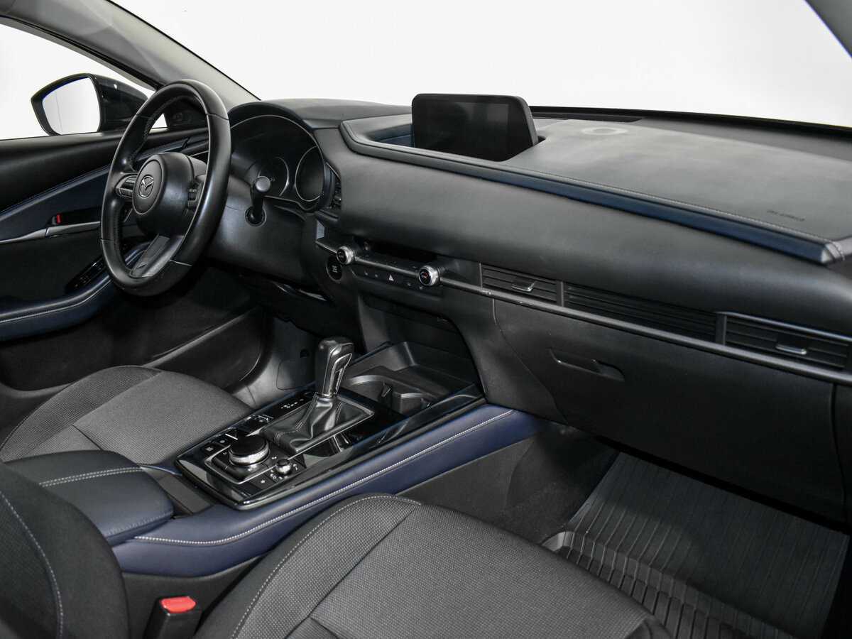 Mazda CX-30 2020 года с пробегом. Фото: #14