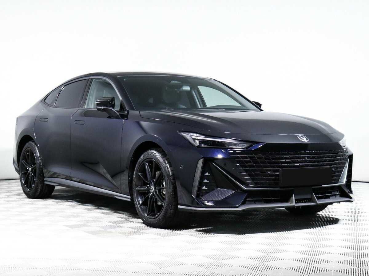 Б/У Чанган УНИ-В 2023 года. Фото: #2