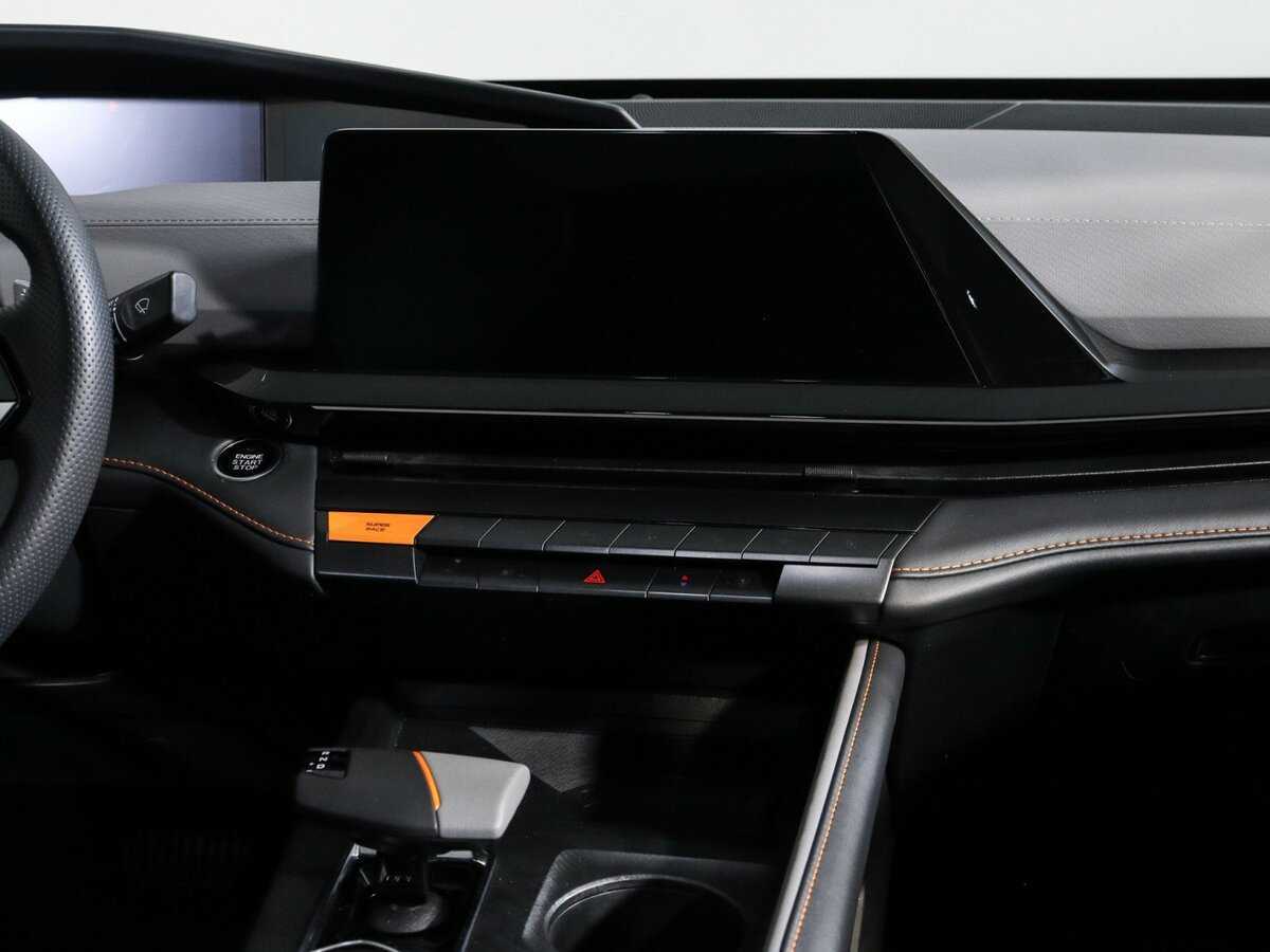 Б/У Чанган УНИ-В 2023 года. Фото: #9