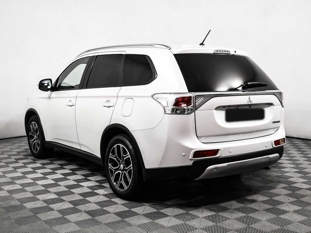 Mitsubishi Outlander 2015 года с пробегом. Фото: #6
