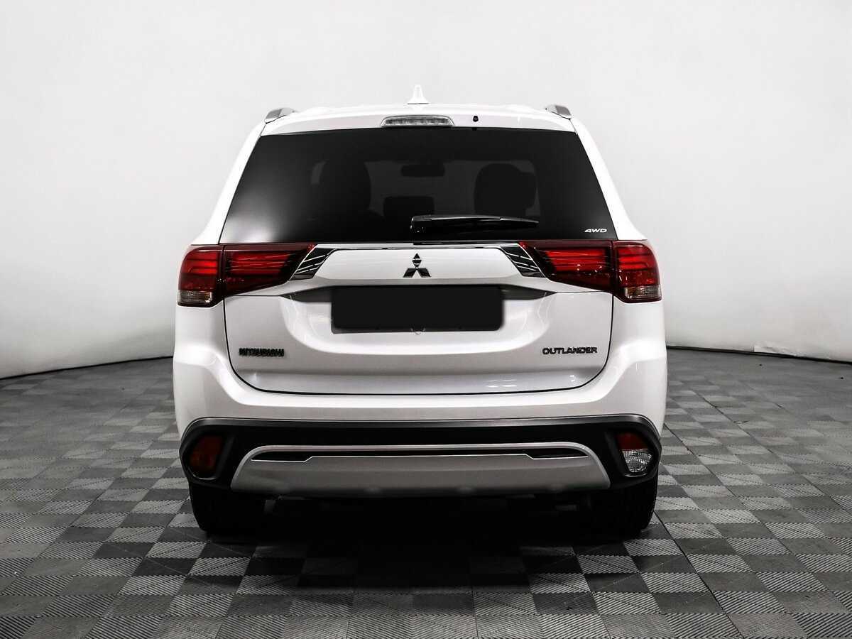 Mitsubishi Outlander 2019 года с пробегом. Фото: #5