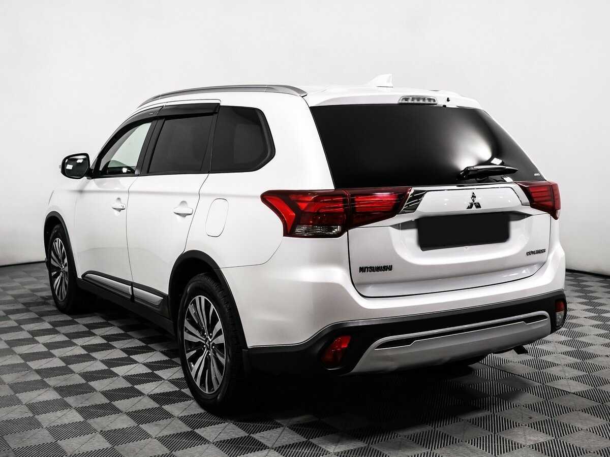 Mitsubishi Outlander 2019 года с пробегом. Фото: #6