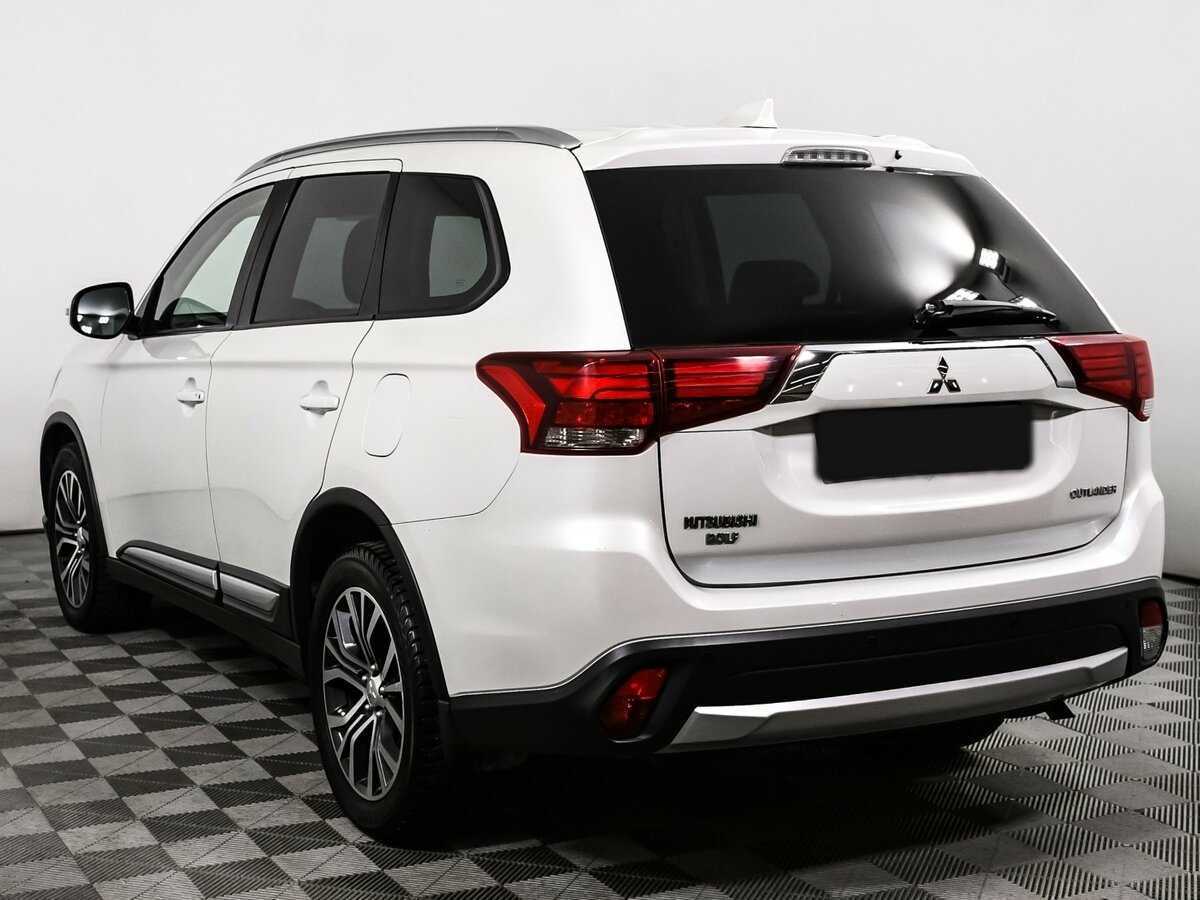 Mitsubishi Outlander 2017 года с пробегом. Фото: #6