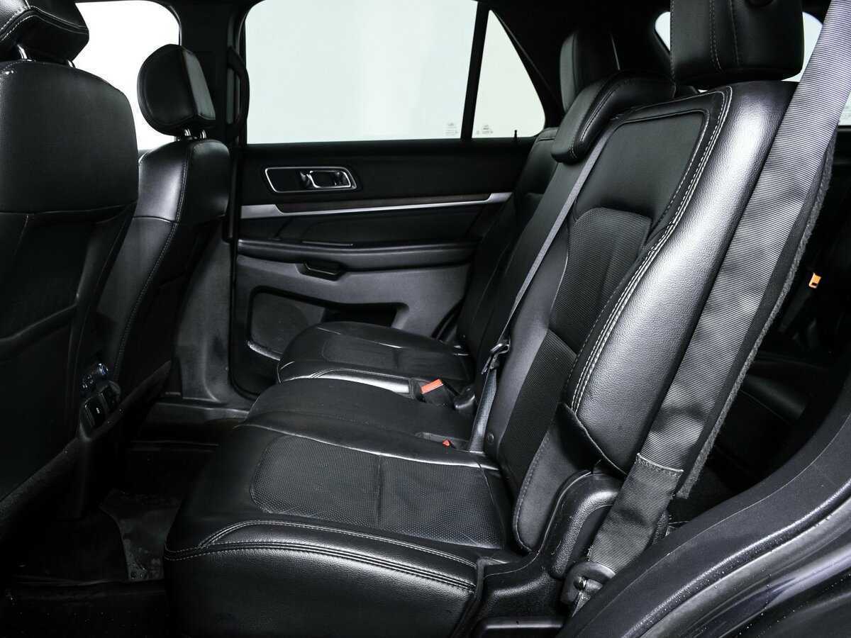 Ford Explorer 2016 года с пробегом. Фото: #10