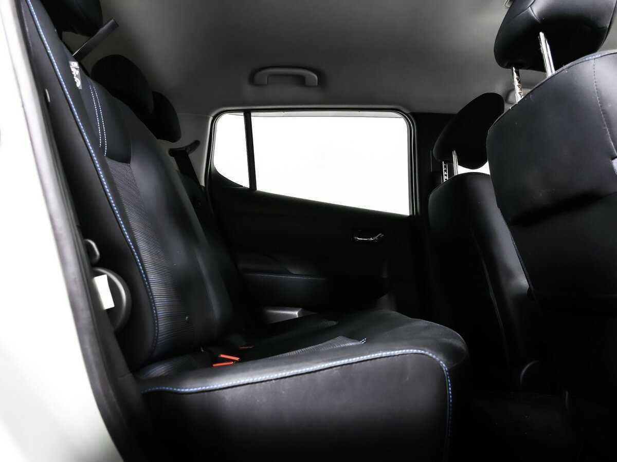 Nissan Leaf 2017 года с пробегом. Фото: #11