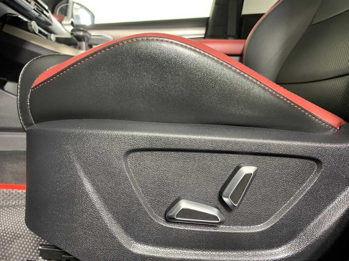 Б/У Джили Кулрэй 2023 года. Фото: #15