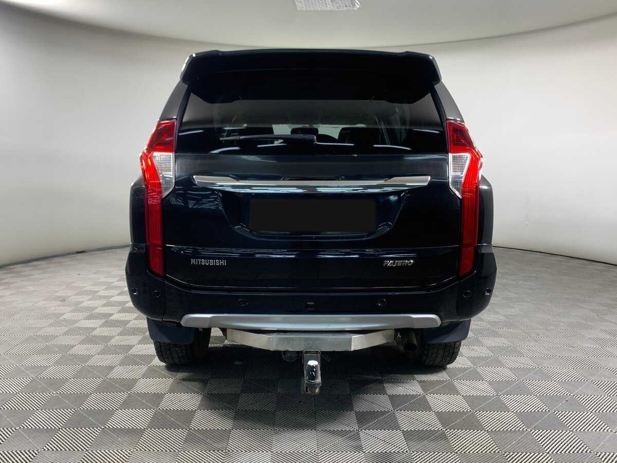 Mitsubishi Pajero Sport 2017 года с пробегом. Фото: #5