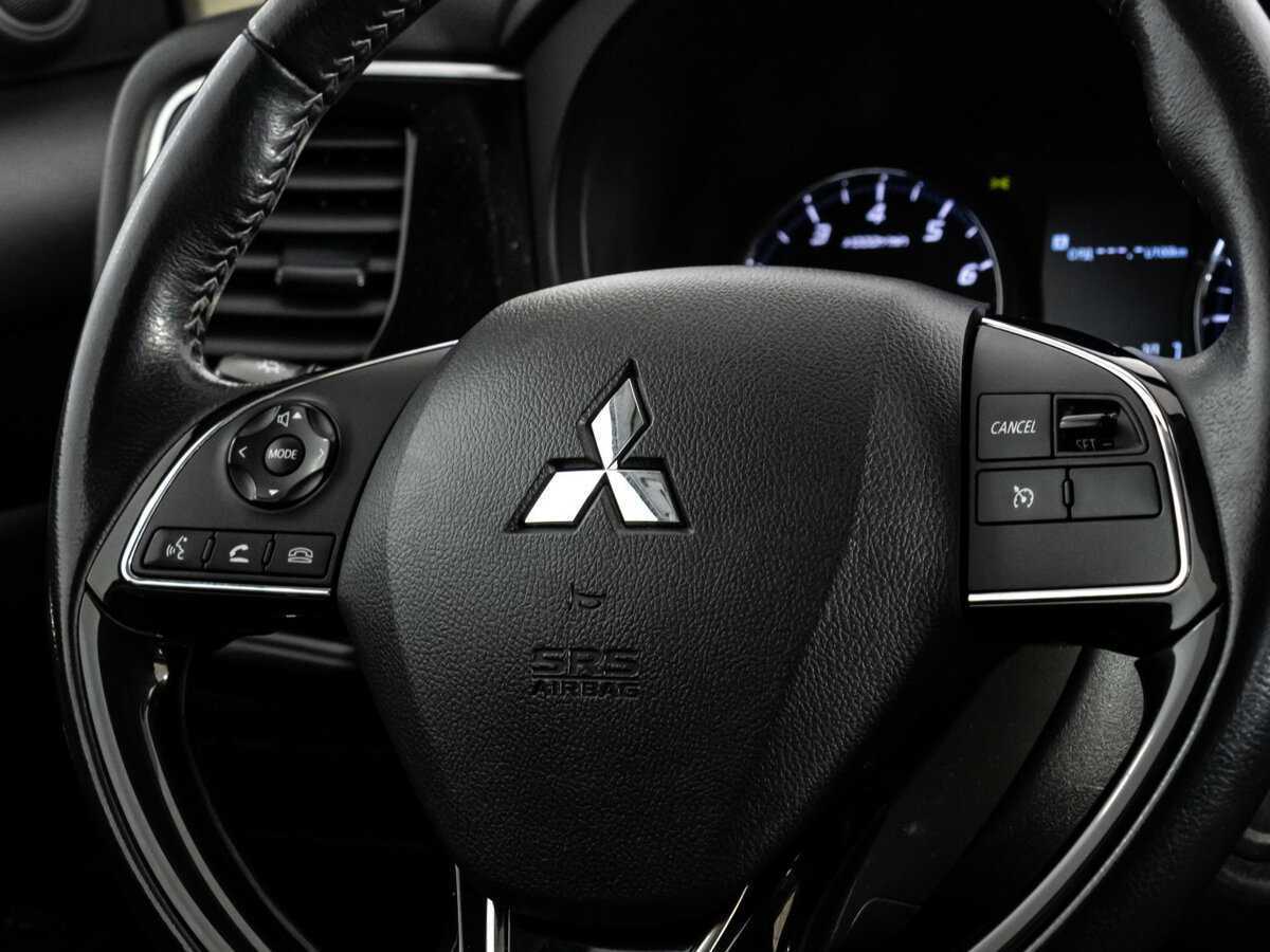 Mitsubishi Outlander 2020 года с пробегом. Фото: #10