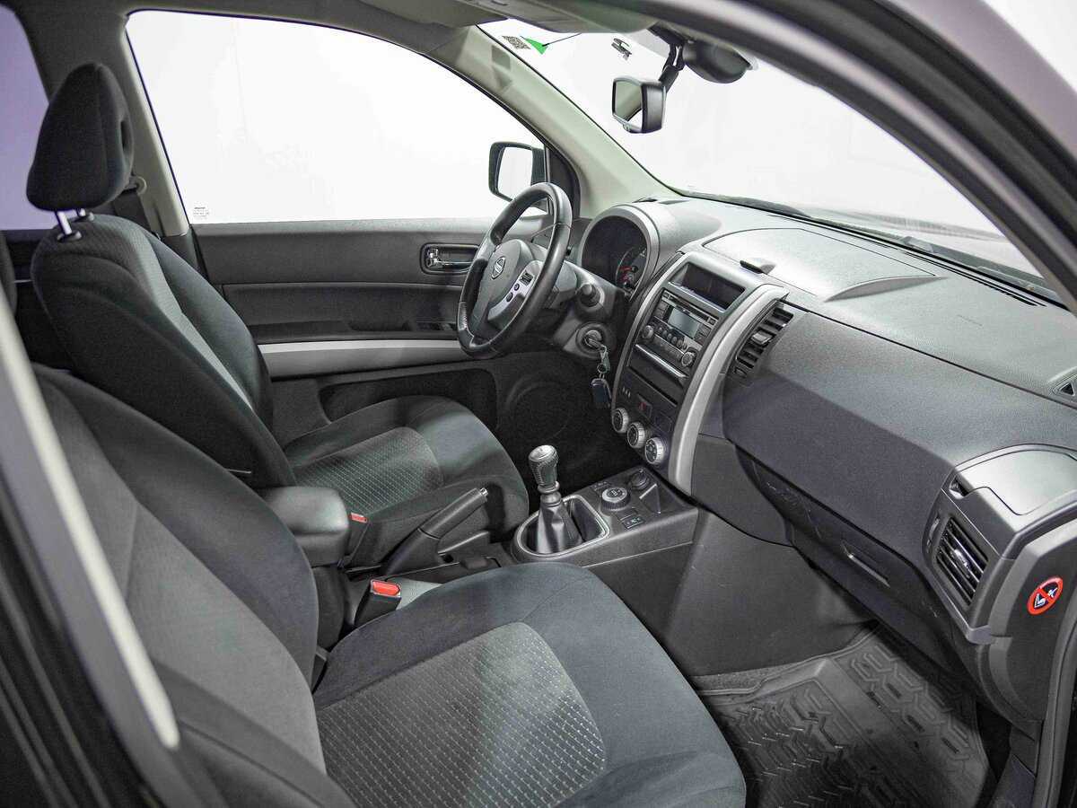 Б/У Ниссан Икс-Трейл 2014 года. Фото: #16