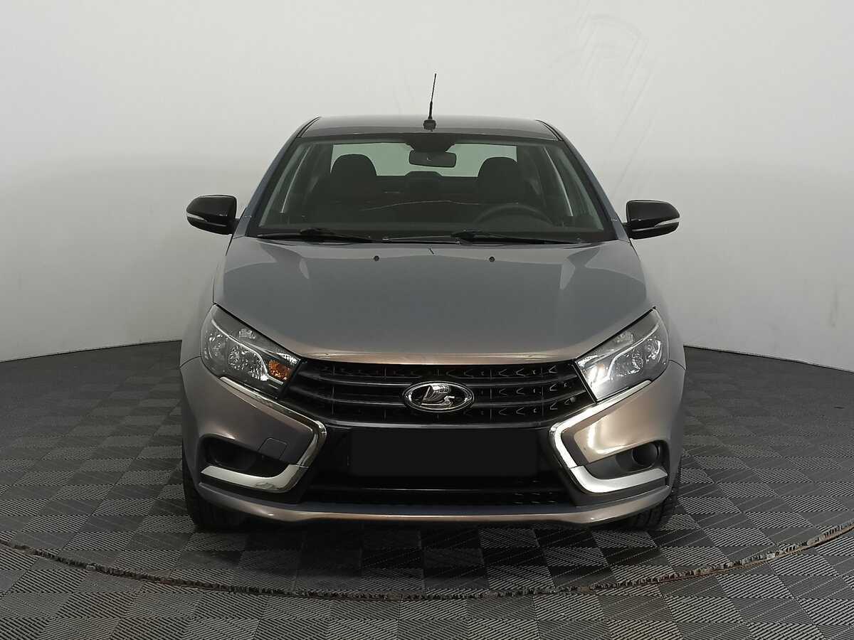 Б/У Лада (ВАЗ) Веста 2017 года. Фото: #1