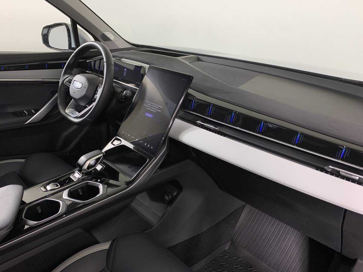 Geely Atlas 2023 года с пробегом. Фото: #13