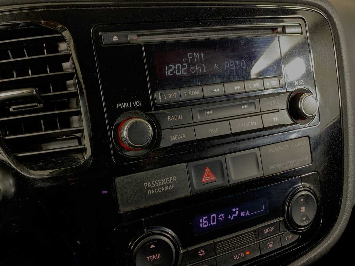 Mitsubishi Outlander 2013 года с пробегом. Фото: #15