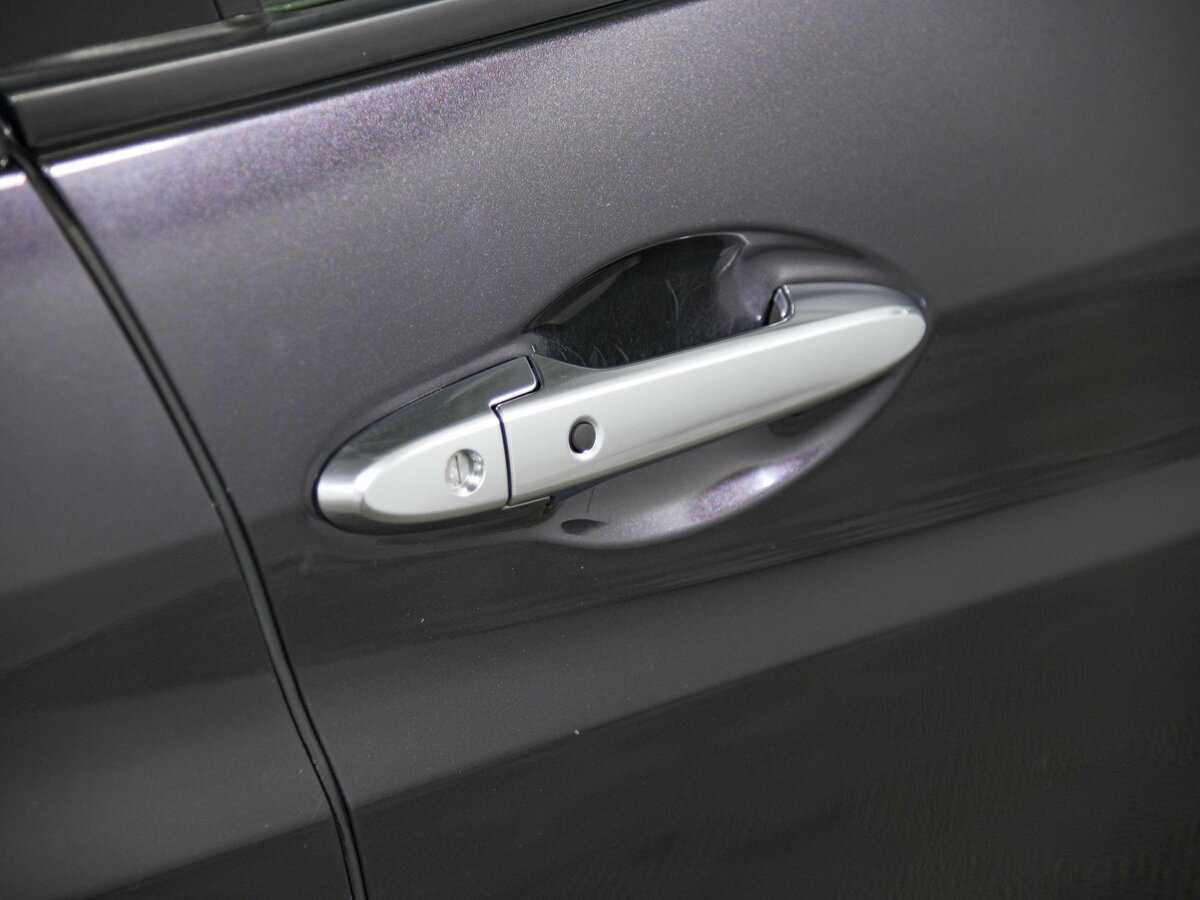 Honda Vezel 2014 года с пробегом. Фото: #17