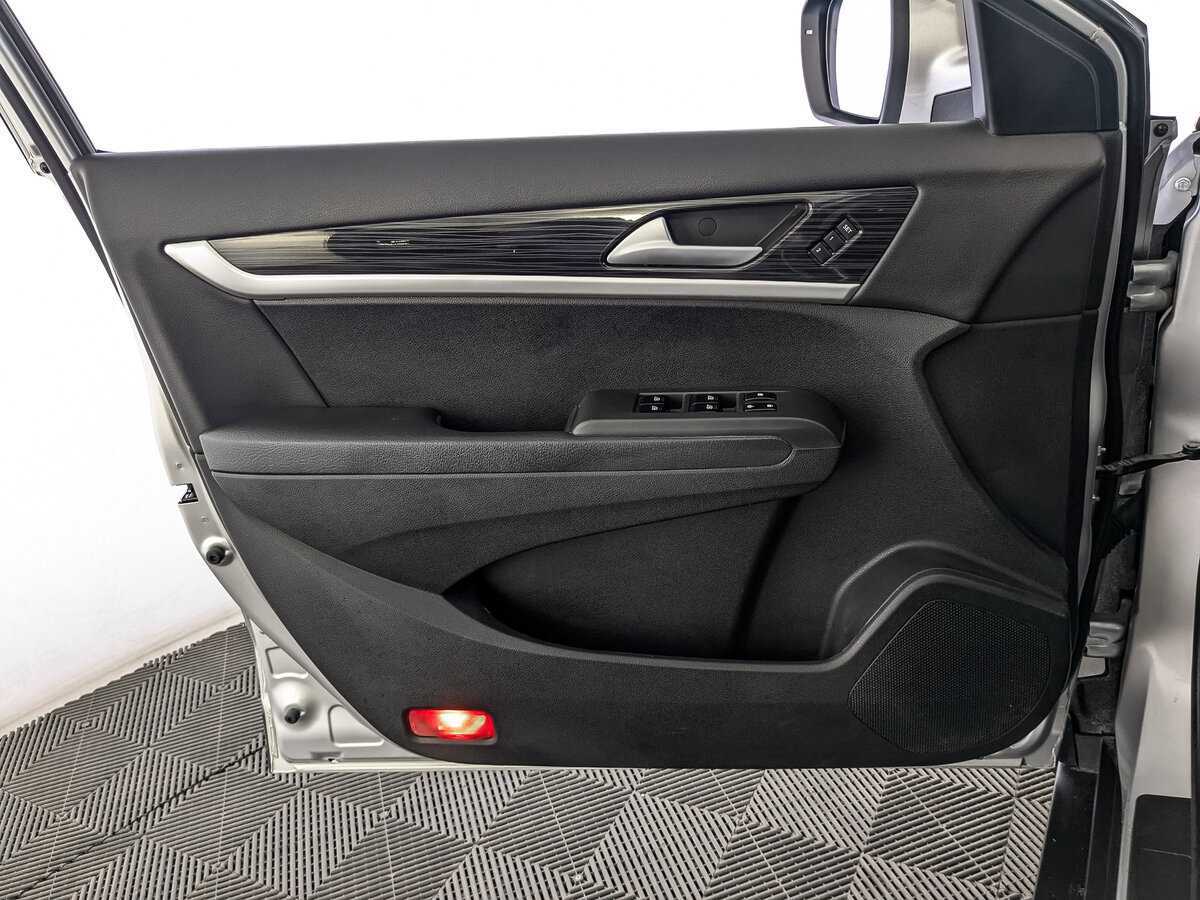 Б/У Дунфэн АИКС7 2018 года. Фото: #18