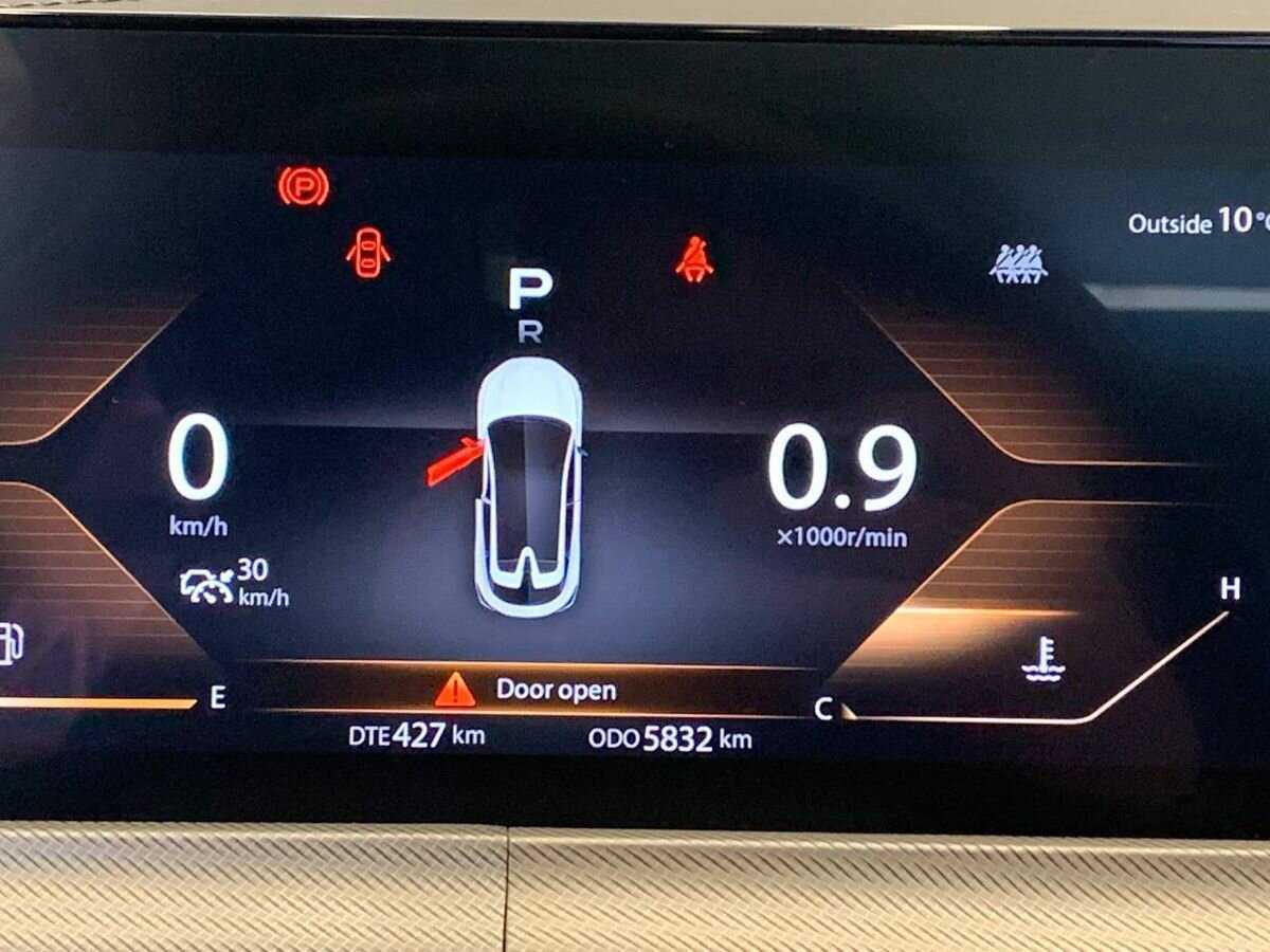 Б/У Чанган УНИ-Т 2023 года. Фото: #10