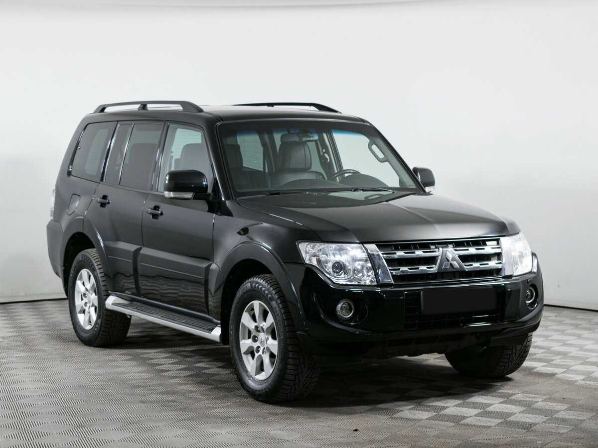 Mitsubishi Pajero 2012 года с пробегом. Фото: #2