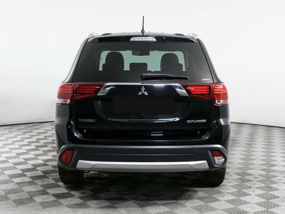 Mitsubishi Outlander 2015 года с пробегом. Фото: #4