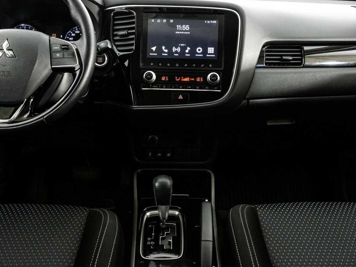 Mitsubishi Outlander 2021 года с пробегом. Фото: #10