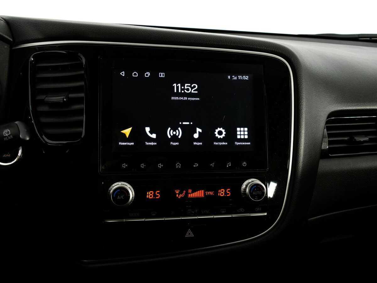 Mitsubishi Outlander 2021 года с пробегом. Фото: #11