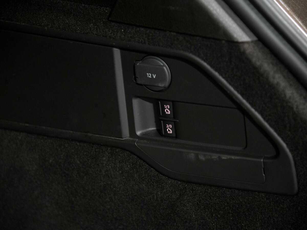 Volkswagen Touareg 2013 года с пробегом. Фото: #20