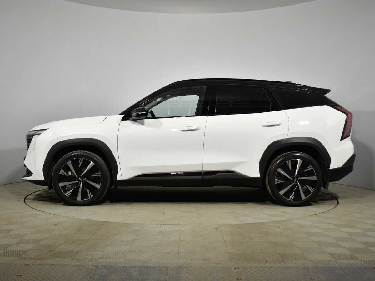 Geely Atlas 2024 года с пробегом. Фото: #7