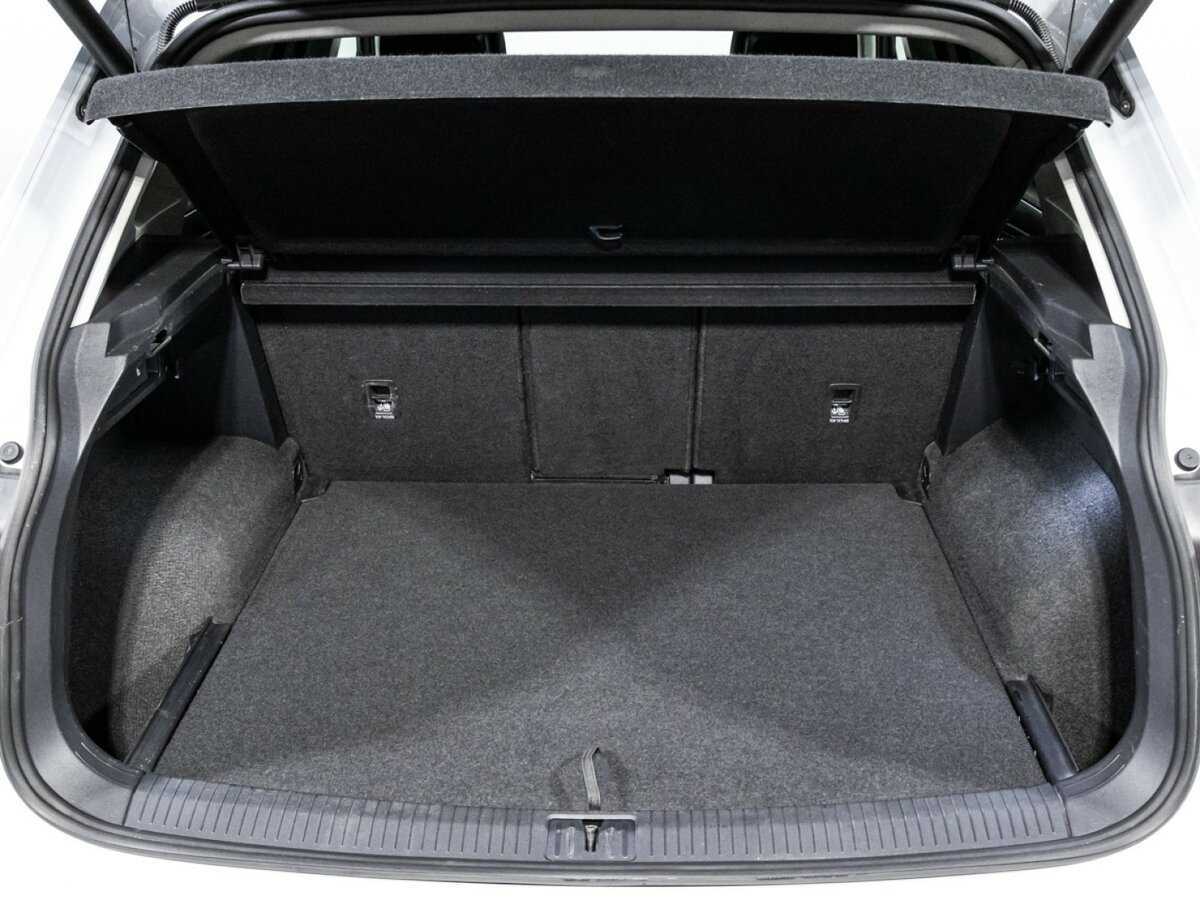 Volkswagen Tiguan 2019 года с пробегом. Фото: #14