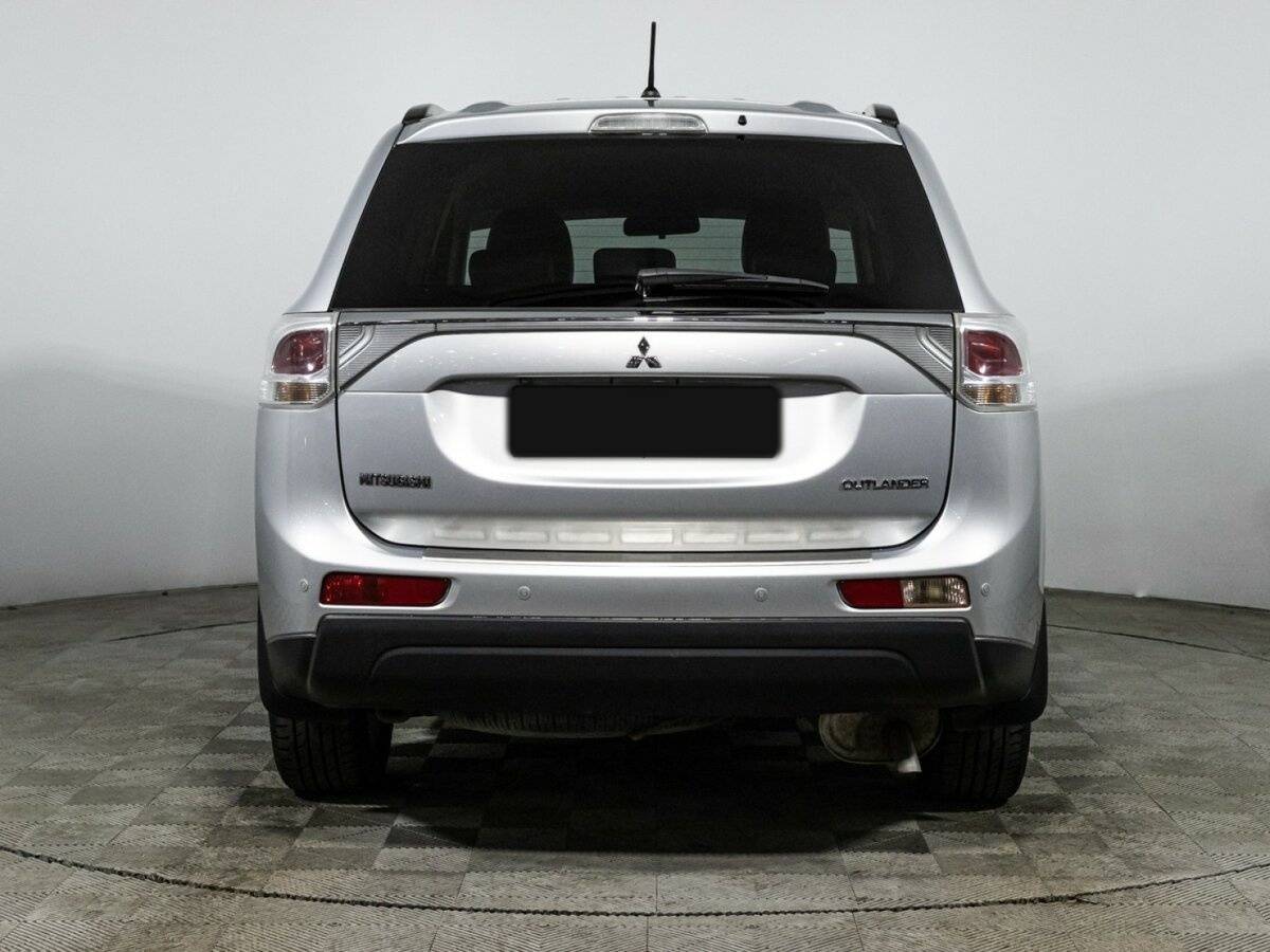 Mitsubishi Outlander 2013 года с пробегом. Фото: #5